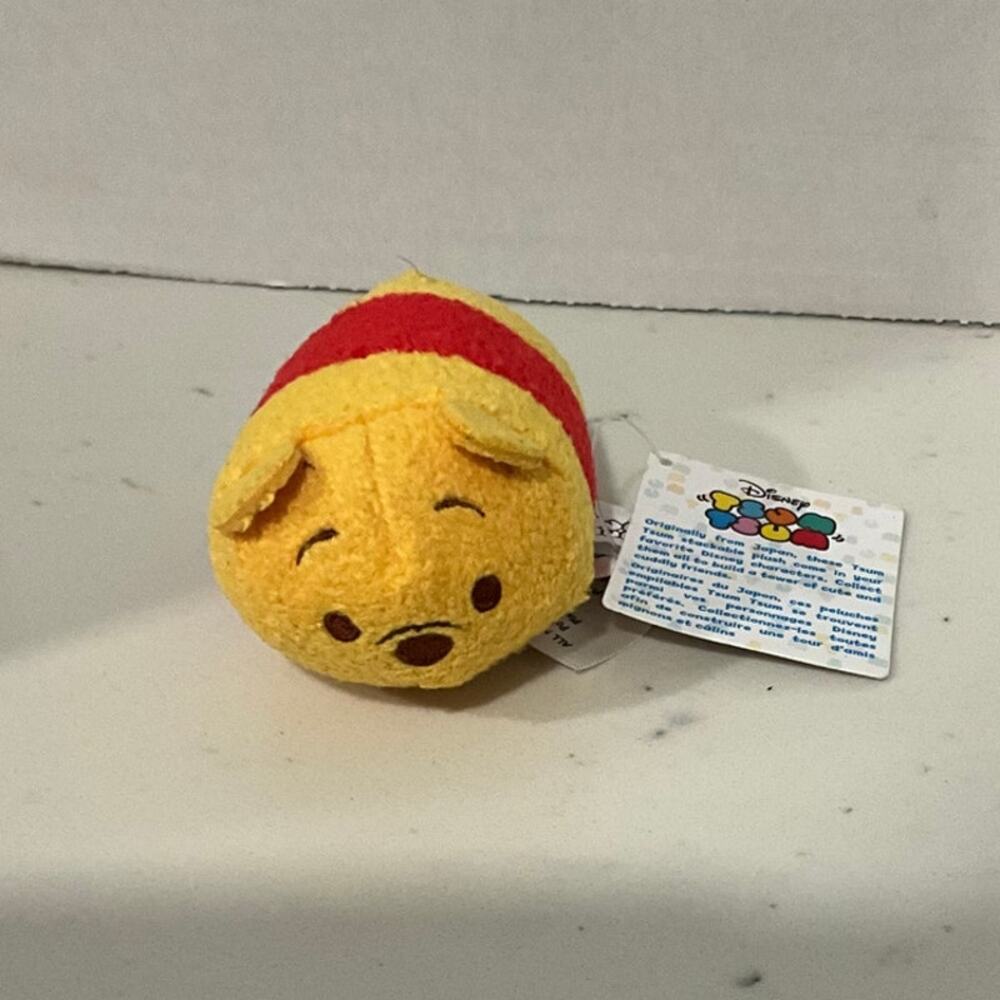 Disney Winnie the Pooh 3 1/2 In. Tsum Tsum NWT